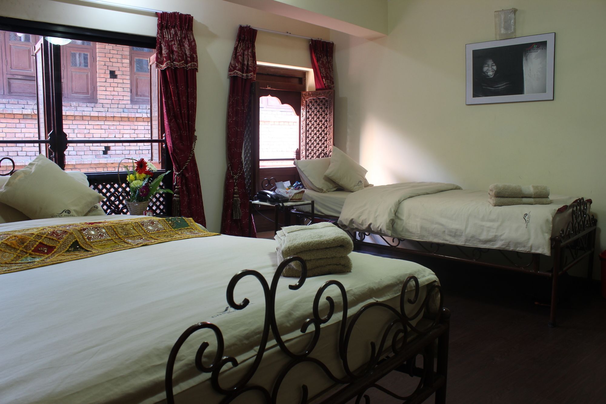 Cosy Hotel Bhaktapur Esterno foto